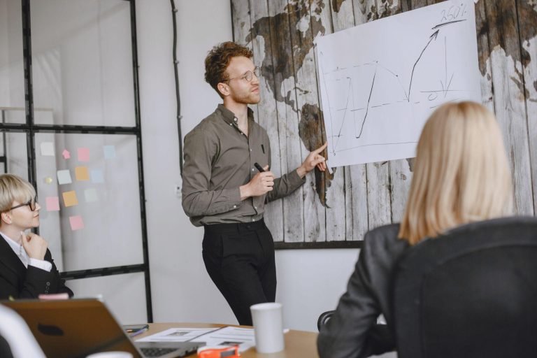 SELARL : pourquoi ce statut séduit de plus en plus les professions libérales réglementées ?